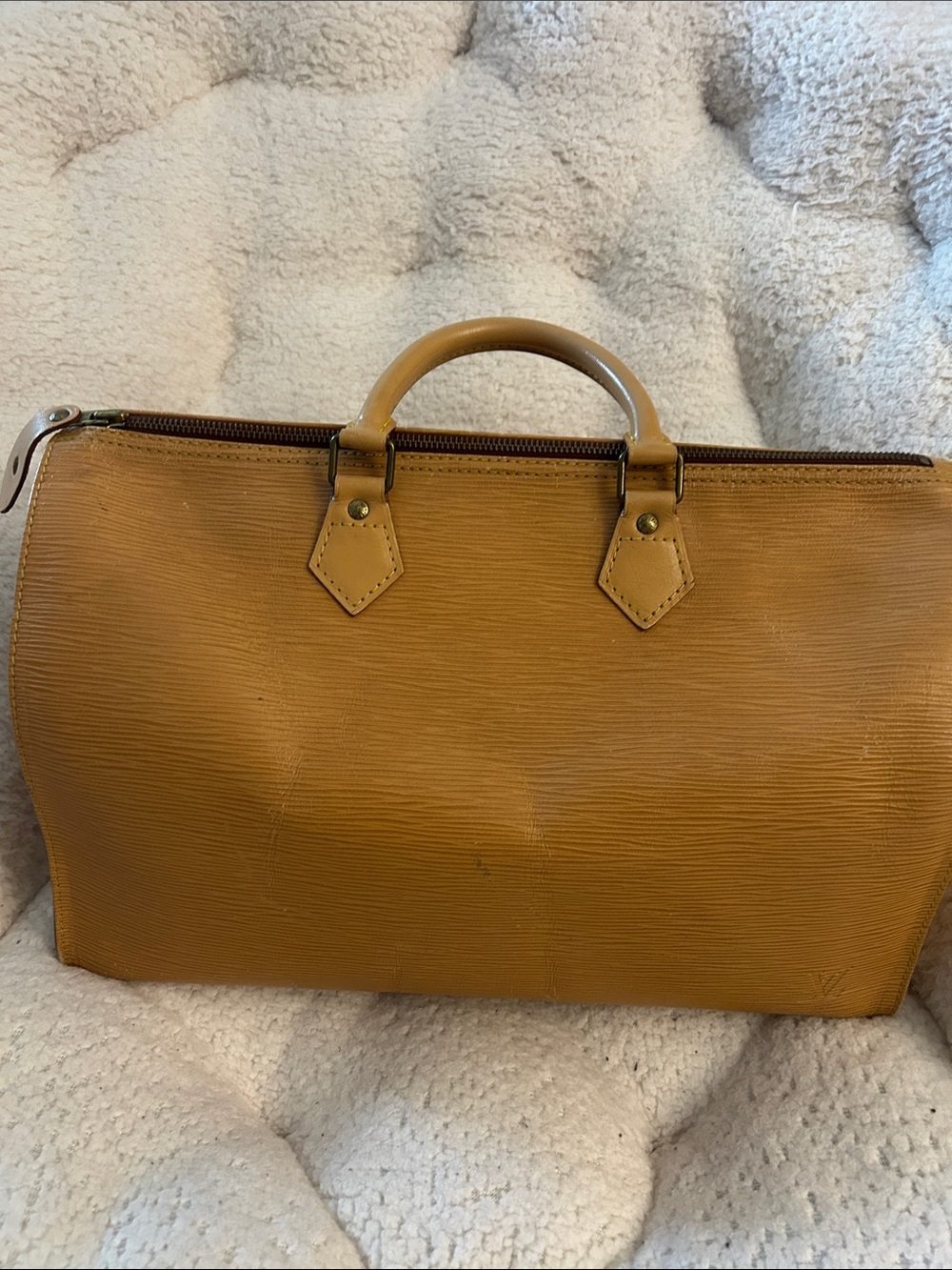 Vintage Louis Vuitton Epi Leather Speedy Top-Handle Bag in Honey Tan